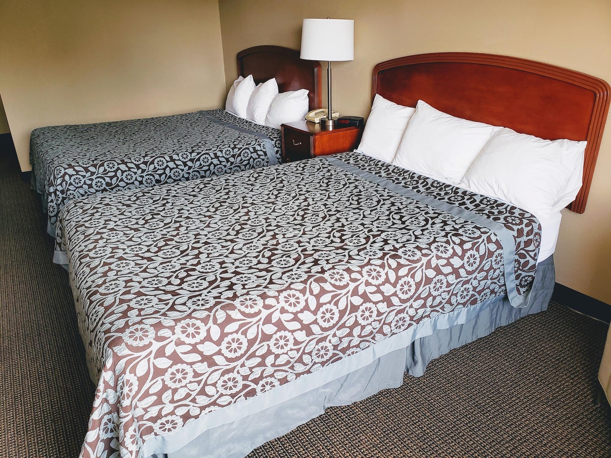 Days Inn & Suites By Wyndham Of Morris Εξωτερικό φωτογραφία