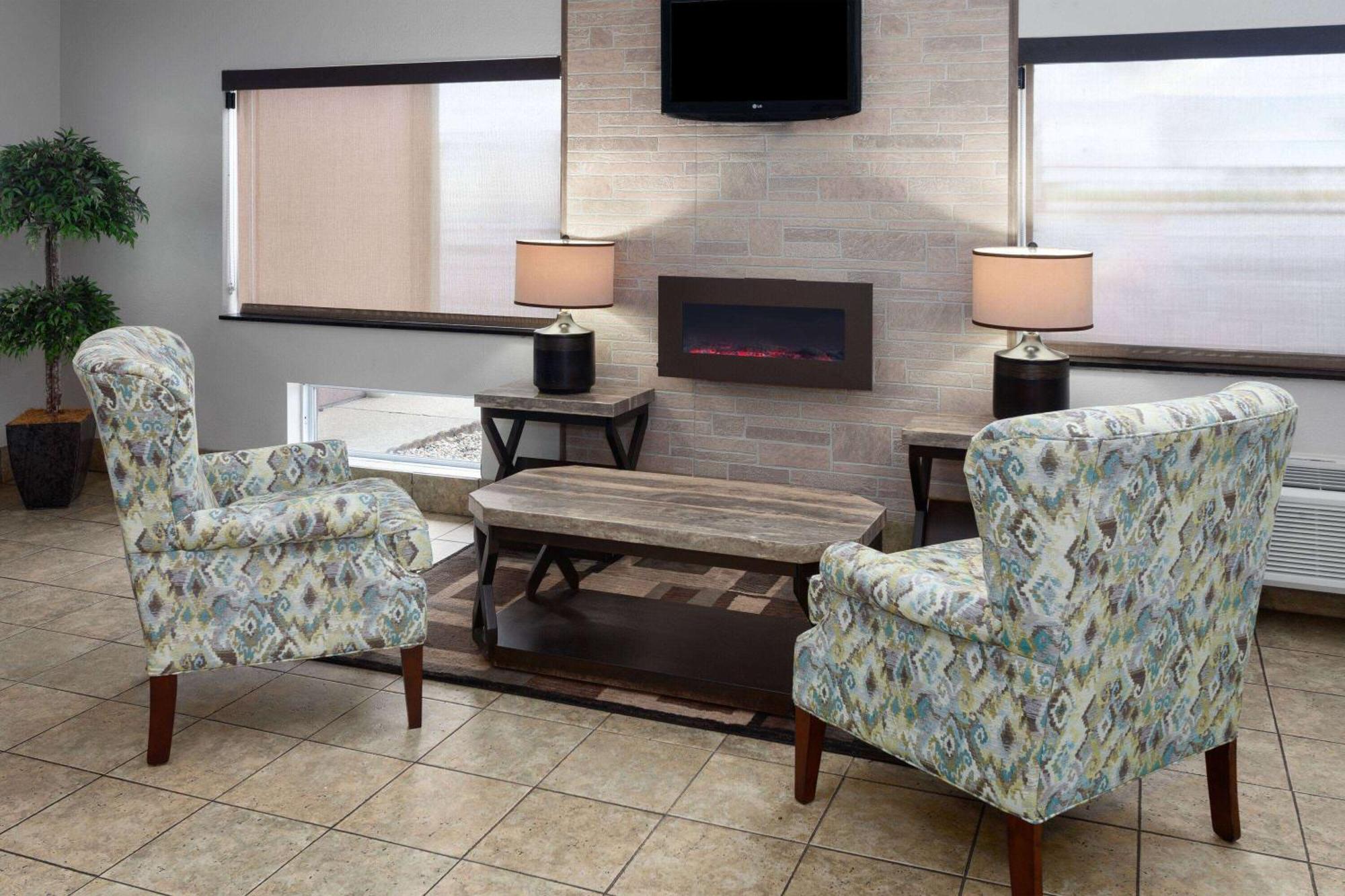 Days Inn & Suites By Wyndham Of Morris Εξωτερικό φωτογραφία