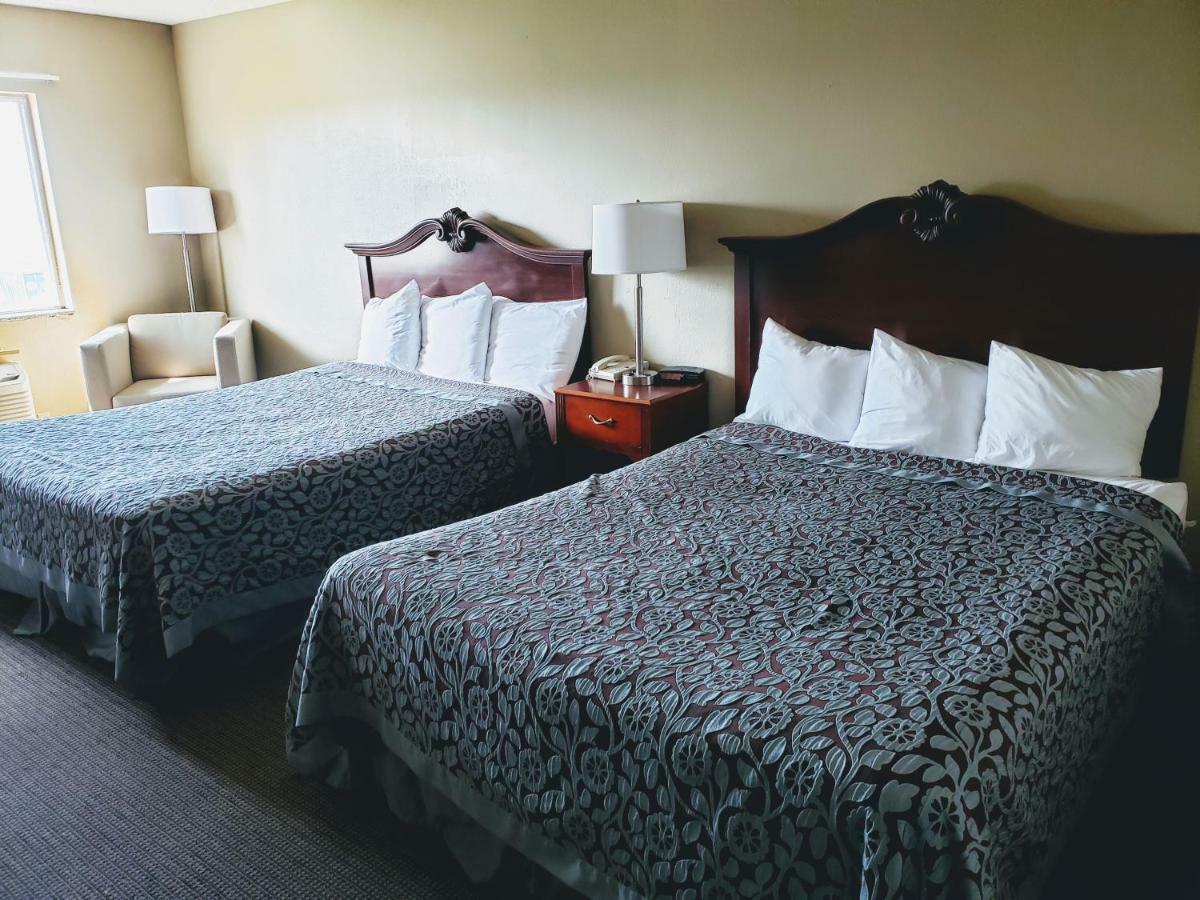Days Inn & Suites By Wyndham Of Morris Εξωτερικό φωτογραφία